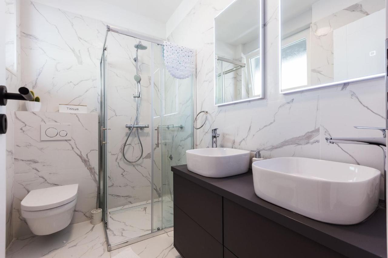 Karla'S Exclusive Central Apartment Zara Esterno foto