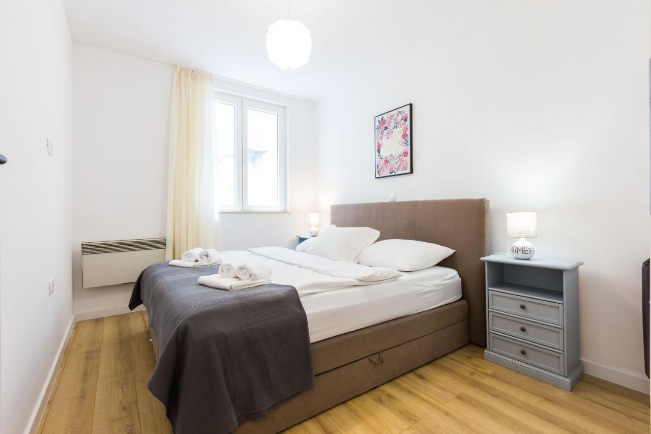 Karla'S Exclusive Central Apartment Zara Esterno foto