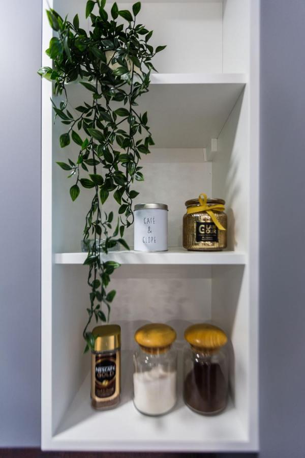 Karla'S Exclusive Central Apartment Zara Esterno foto