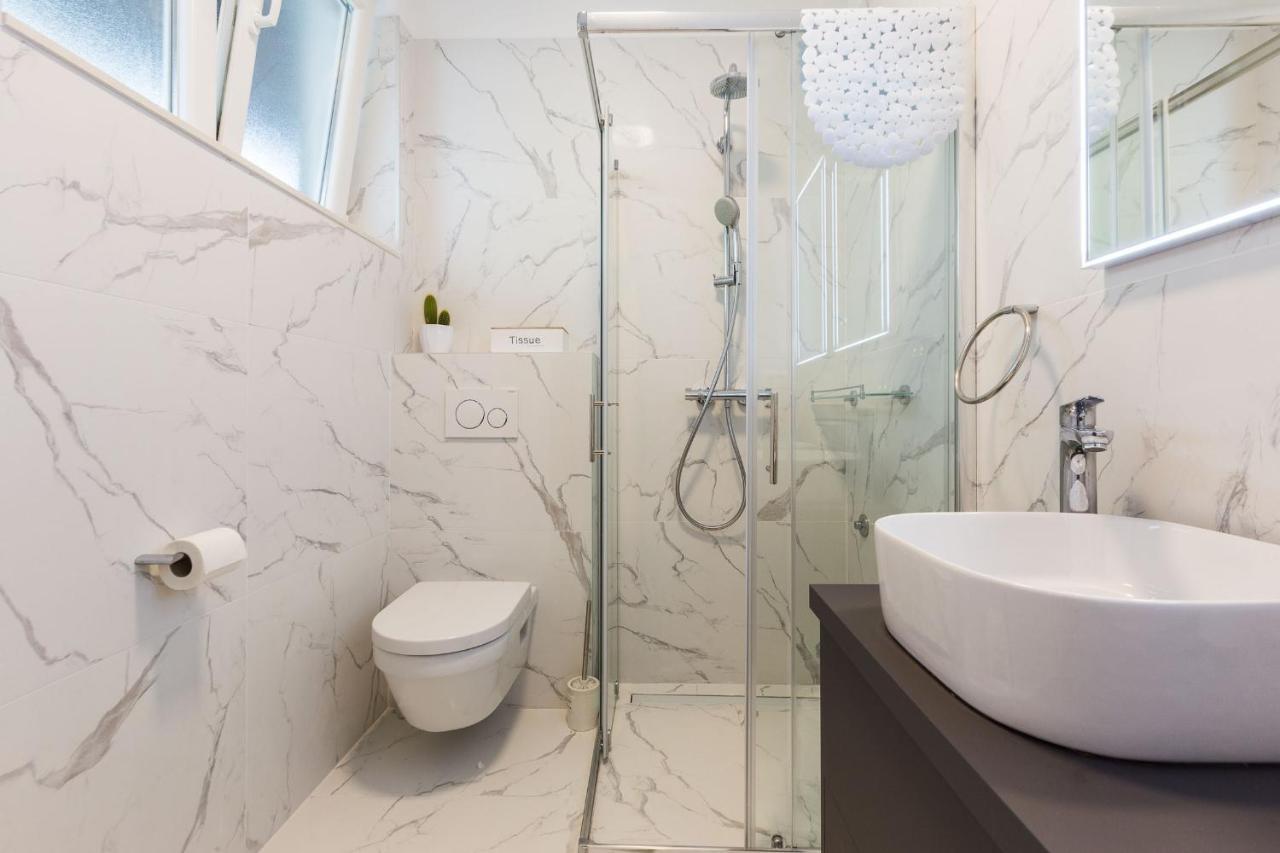 Karla'S Exclusive Central Apartment Zara Esterno foto